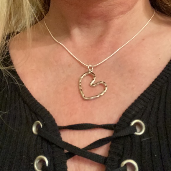 Custom Valentines Gift Heart Necklace - Picture 11 of 16